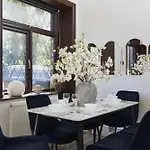 Hayy Luxury Retreat At The *