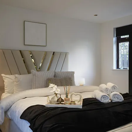 Hayy Luxury Retreat At The 브래드퍼드