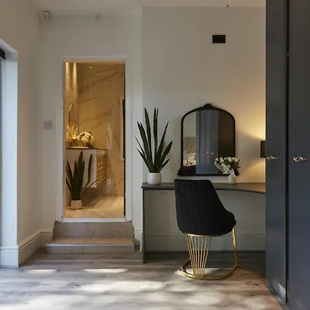 Hayy Luxury Retreat At The Брадфорд