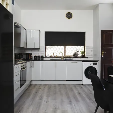 펜션 Hayy Luxury Retreat At The 브래드퍼드